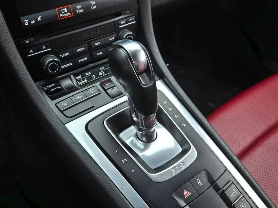 2018 Porsche 718 Cayman - Image 9 of 11