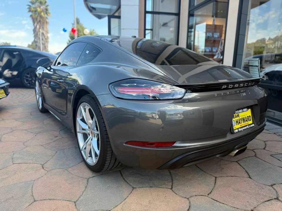 2018 Porsche 718 Cayman - Image 3 of 11