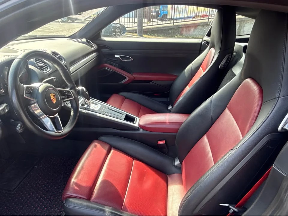 2018 Porsche 718 Cayman - Image 11 of 12