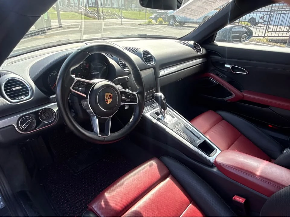 2018 Porsche 718 Cayman - Image 10 of 12