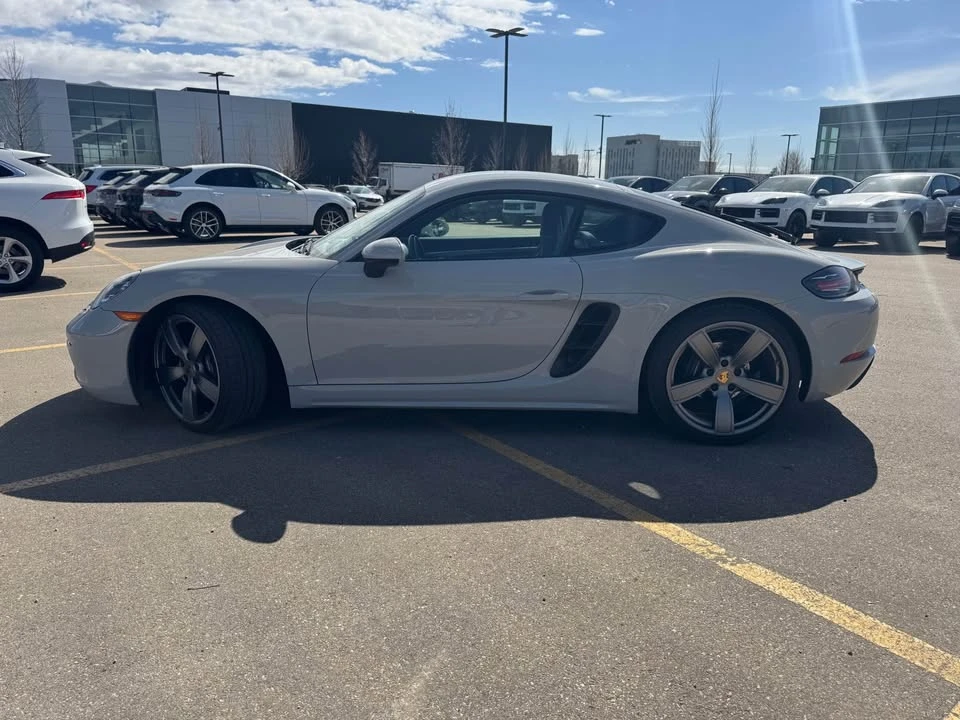 2018 Porsche 718 Cayman - Image 8 of 16