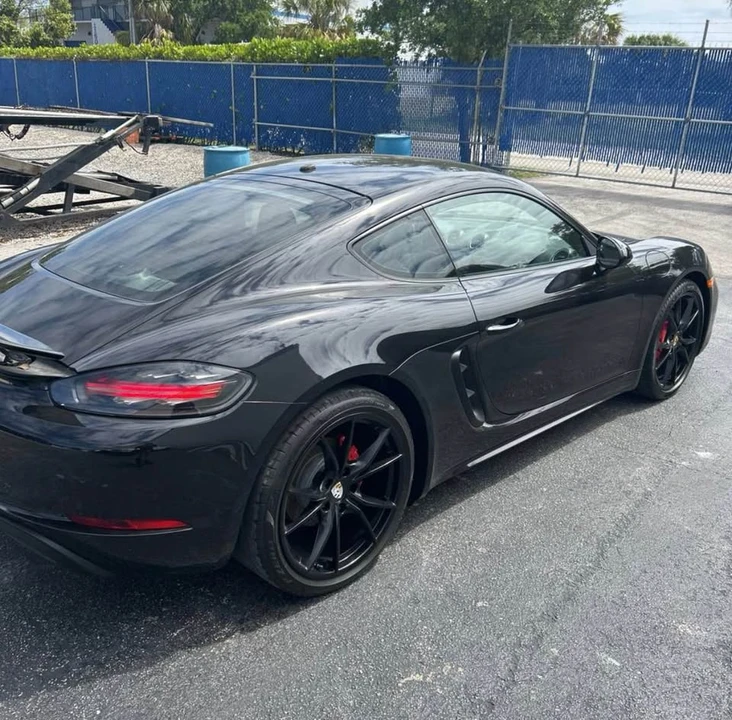 2018 Porsche 718 Cayman - Image 8 of 19