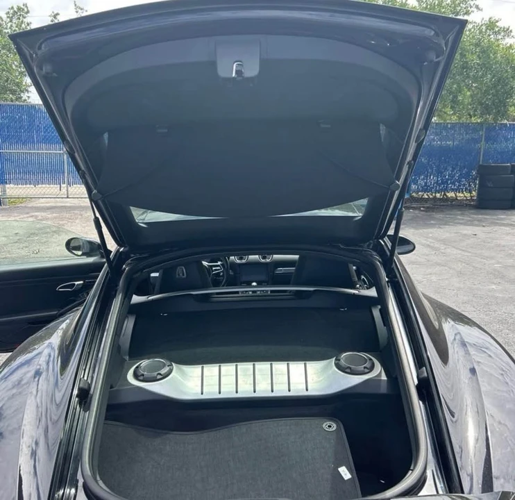 2018 Porsche 718 Cayman - Image 16 of 19
