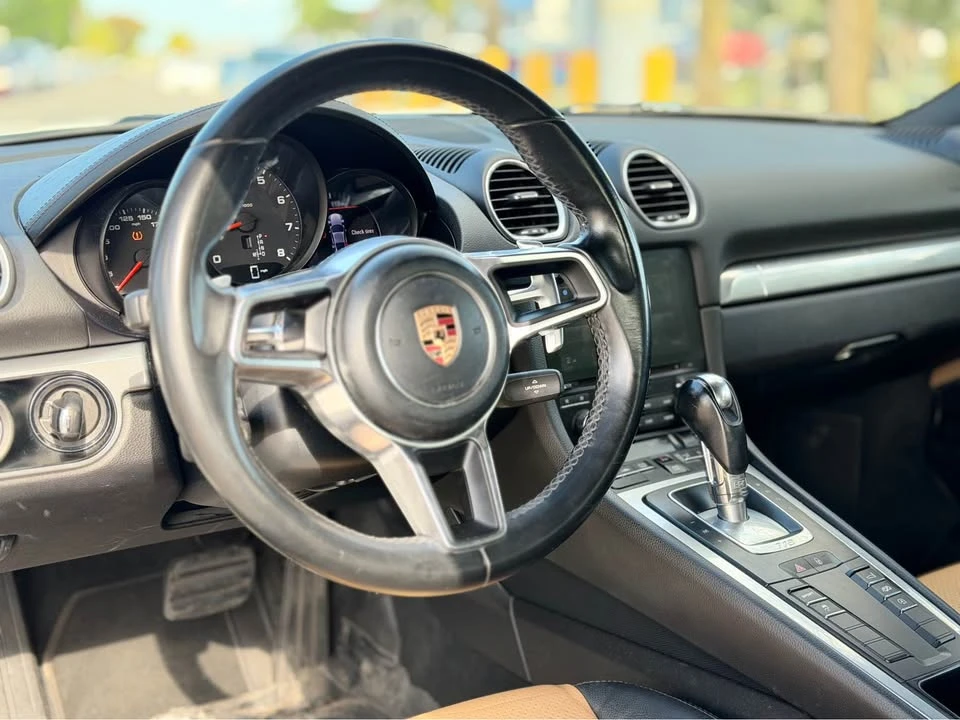 2018 Porsche 718 Cayman - Image 11 of 11