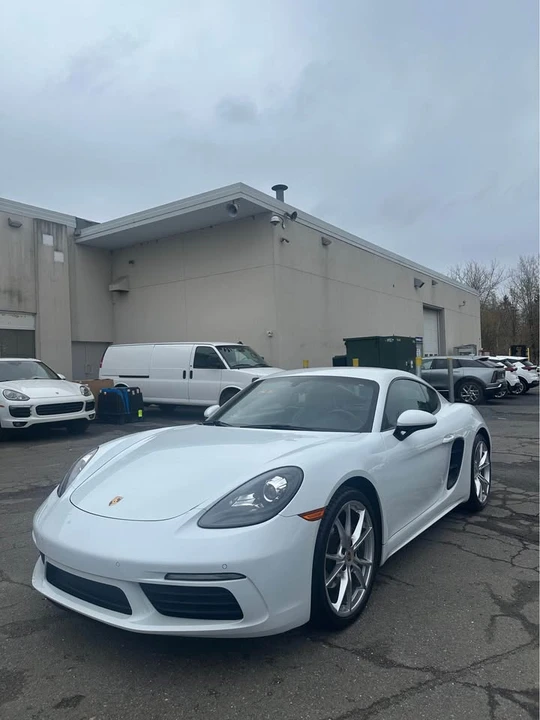 2018 Porsche 718 Cayman - Image 2 of 11