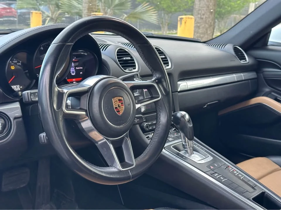 2018 Porsche 718 Cayman - Image 3 of 11