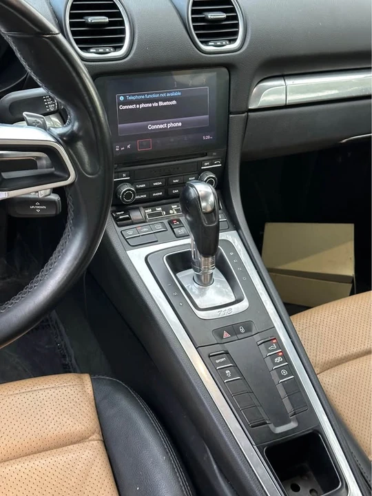 2018 Porsche 718 Cayman - Image 5 of 11