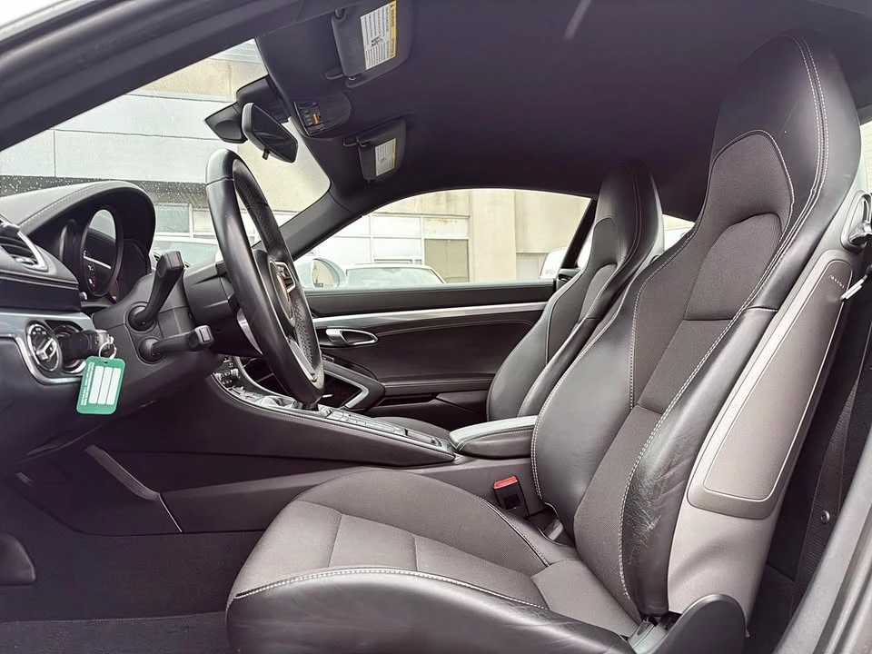 2018 Porsche 718 Cayman - Image 9 of 10