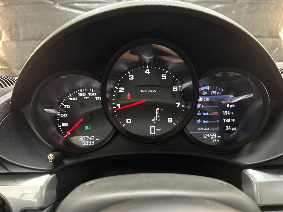 2018 Porsche 718 Cayman - Image 13 of 14