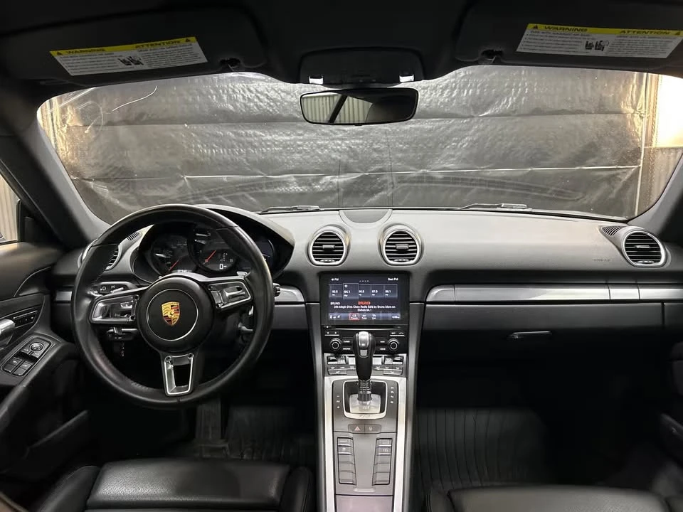 2018 Porsche 718 Cayman - Image 10 of 14