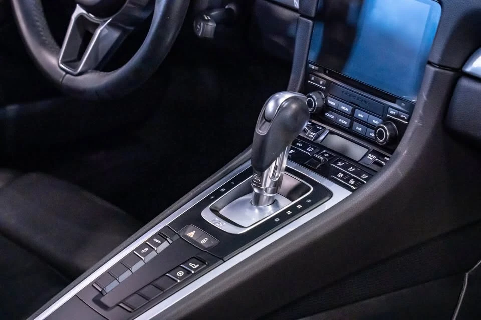 2018 Porsche 718 Cayman - Image 11 of 20