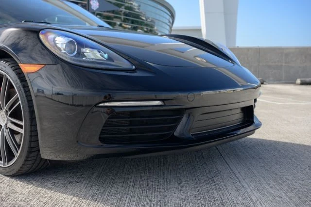 2018 Porsche 718 Cayman - Image 11 of 21