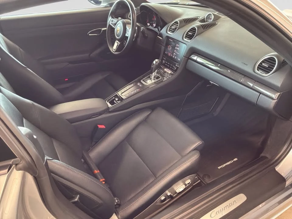 2018 Porsche 718 Cayman - Image 18 of 20