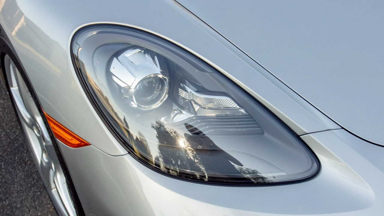 2018 Porsche 718 Cayman - Image 14 of 31