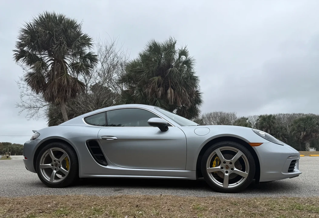2018 Porsche 718 Cayman - Image 10 of 31