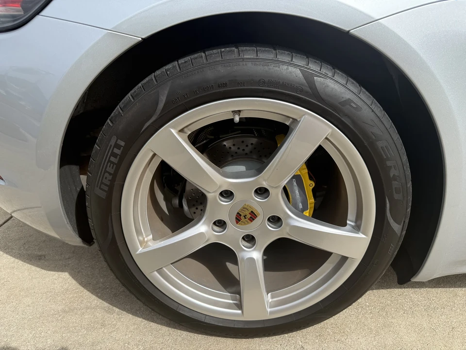 2018 Porsche 718 Cayman - Image 27 of 31