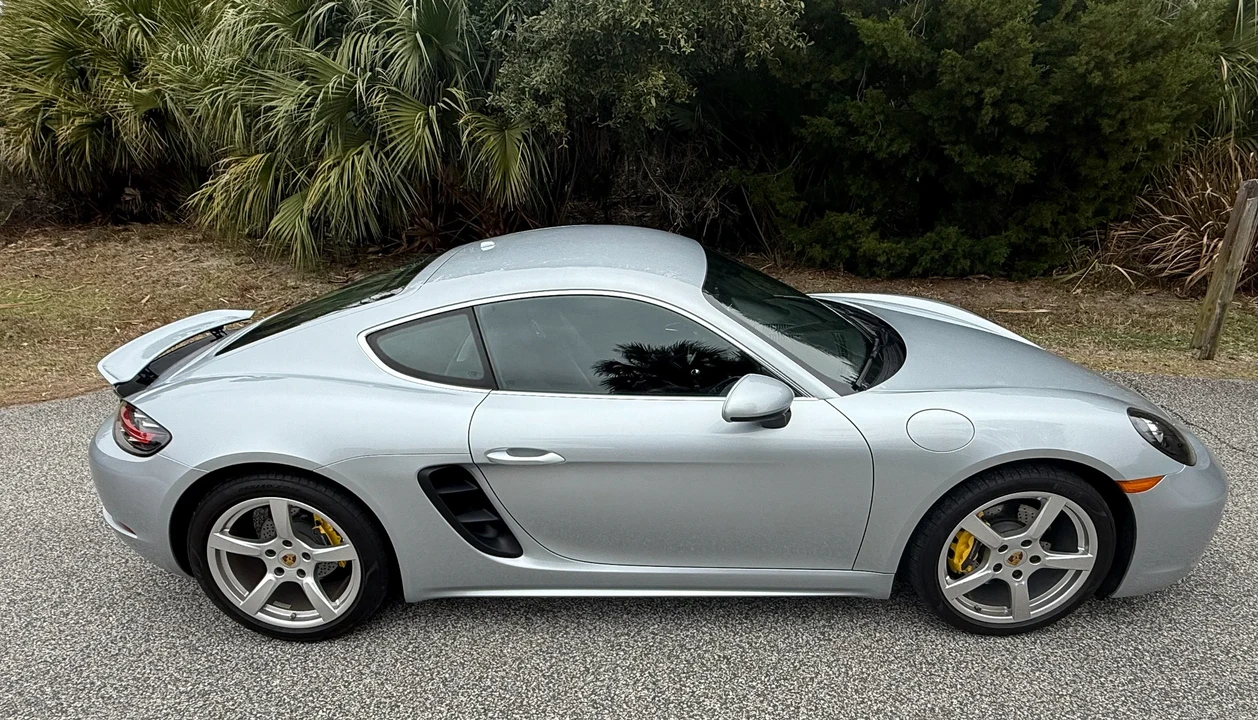 2018 Porsche 718 Cayman - Image 9 of 31