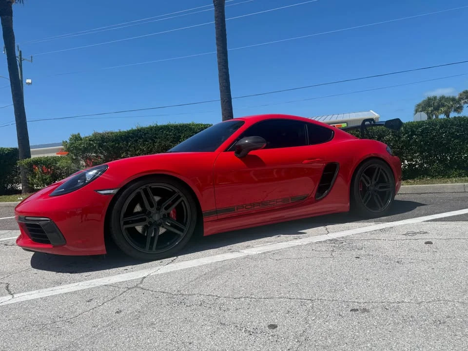 2018 Porsche 718 Cayman - Image 8 of 11