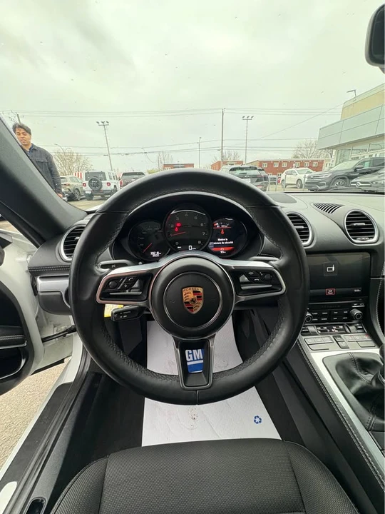 2018 Porsche 718 Cayman - Image 12 of 15