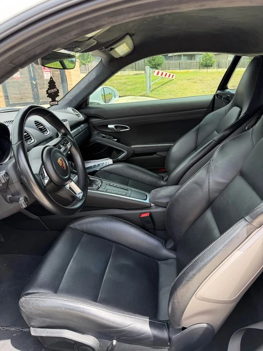 2018 Porsche 718 Cayman - Image 9 of 13
