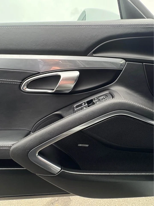2018 Porsche 718 Cayman - Image 15 of 15