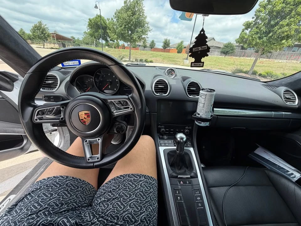 2018 Porsche 718 Cayman - Image 13 of 13