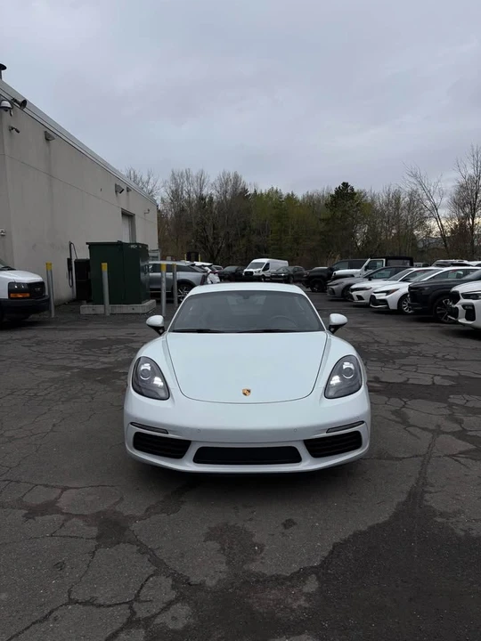 2018 Porsche 718 Cayman - Image 2 of 15