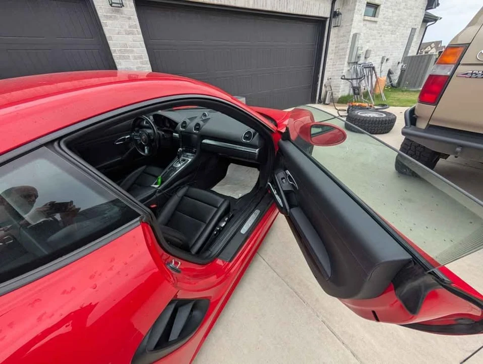 2018 Porsche 718 Cayman - Image 6 of 13