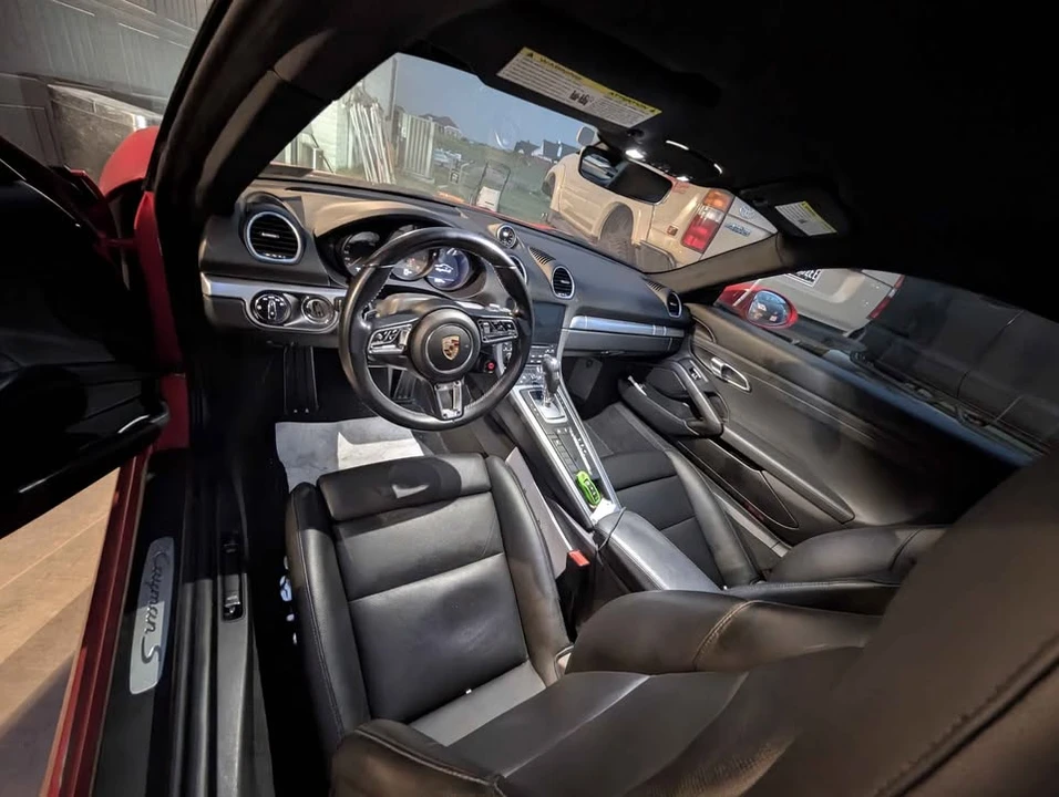 2018 Porsche 718 Cayman - Image 12 of 13