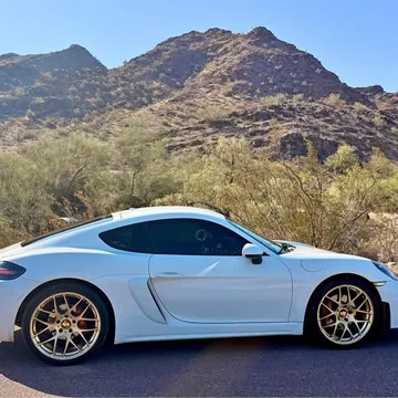 2018 Porsche 718 Cayman