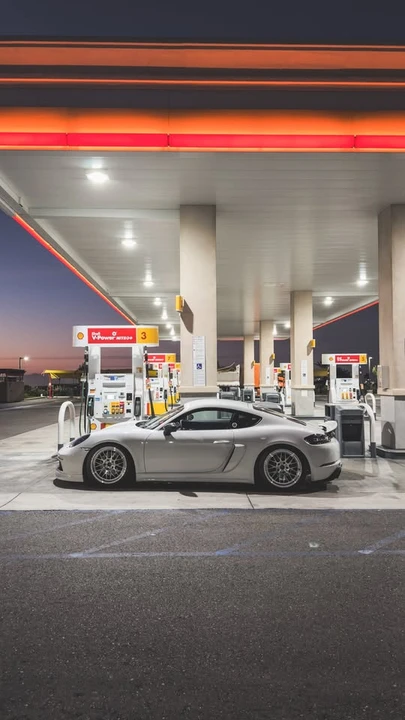 2018 Porsche 718 Cayman - Image 2 of 9