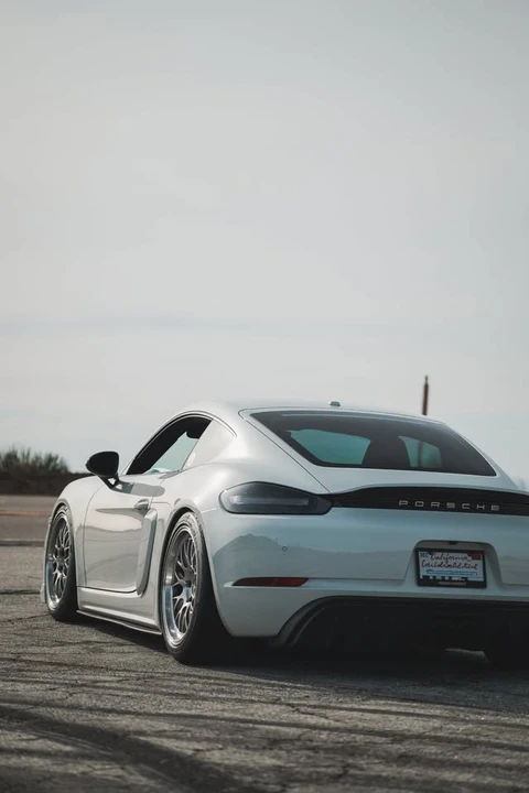 2018 Porsche 718 Cayman - Image 3 of 9