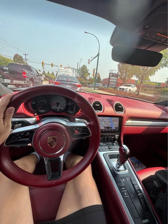 2018 Porsche 718 Cayman - Image 11 of 11