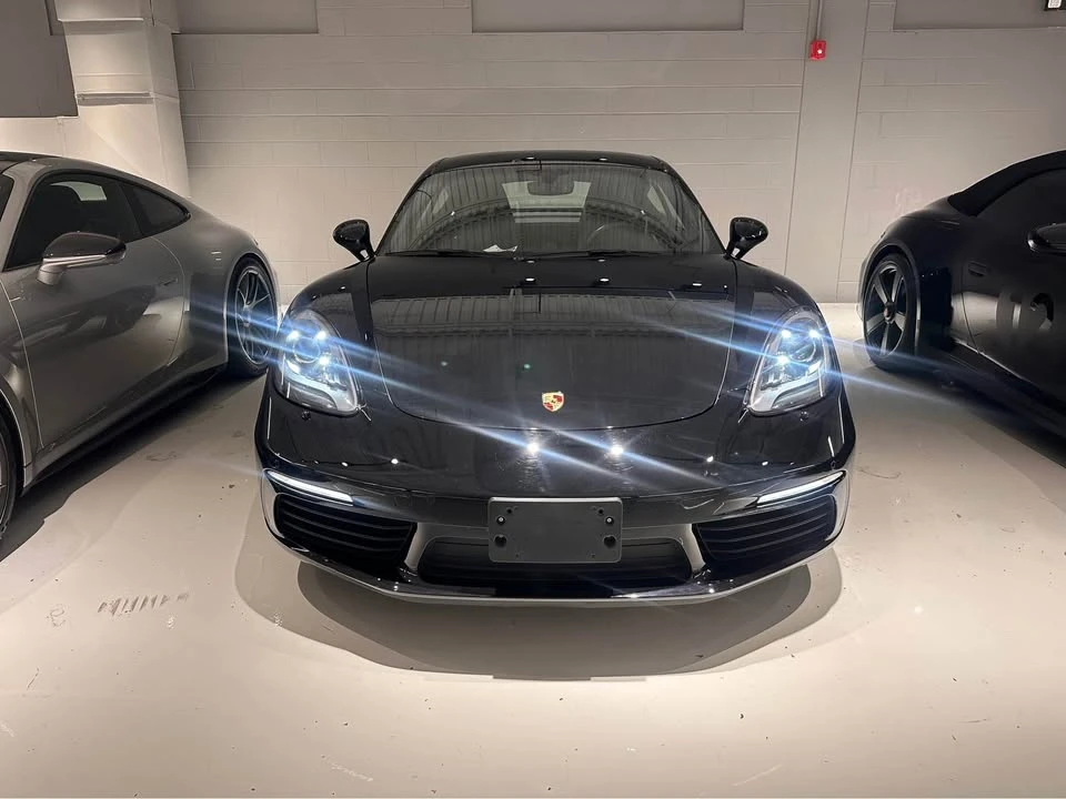 2018 Porsche 718 Cayman - Image 10 of 12