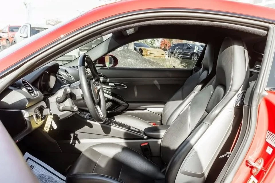 2018 Porsche 718 Cayman - Image 12 of 15