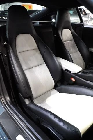 2018 Porsche - Image 21 of 24