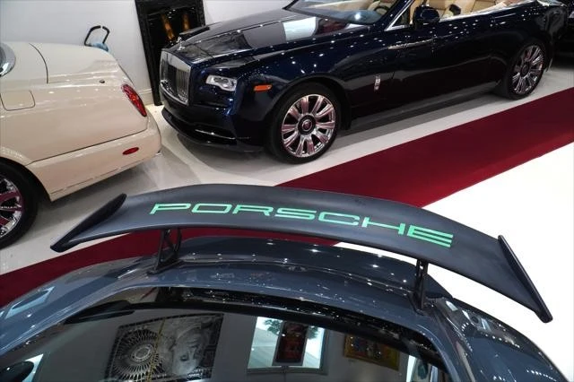 2018 Porsche - Image 24 of 24