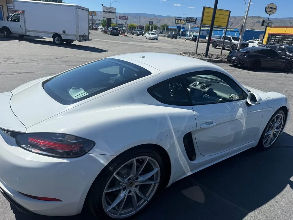 2018 Porsche 718 Cayman - Image 4 of 4