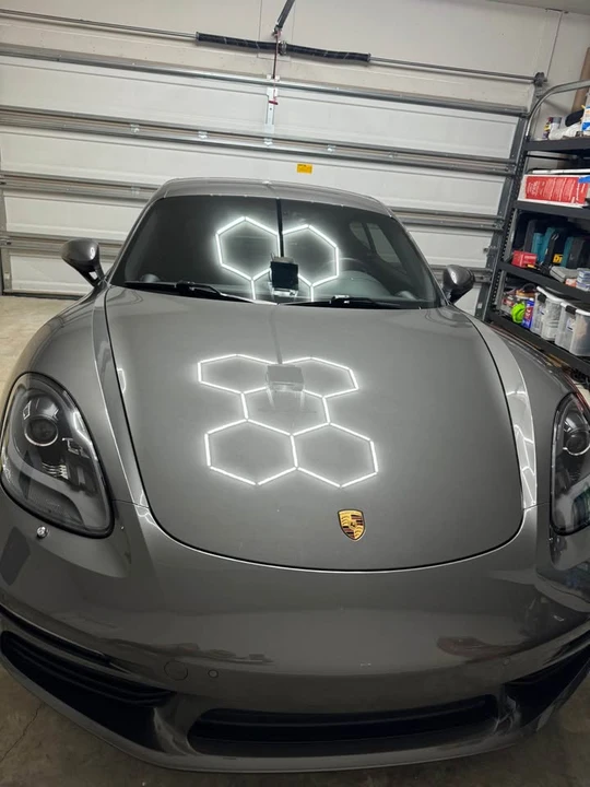 2018 Porsche 718 Cayman - Image 3 of 4