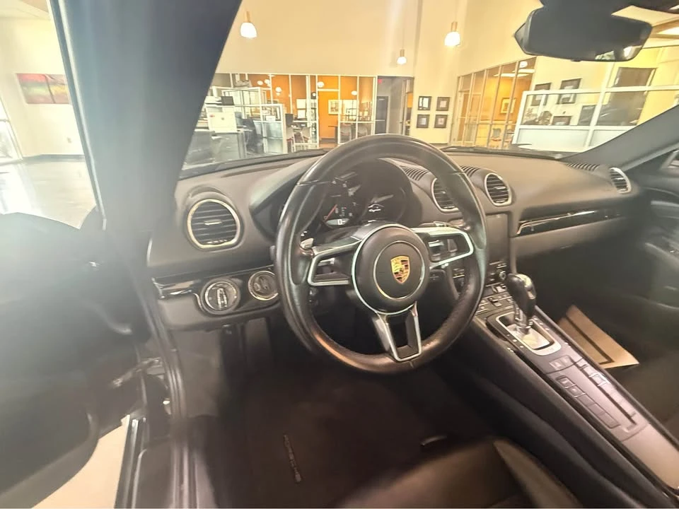 2018 Porsche 718 Cayman - Image 11 of 19