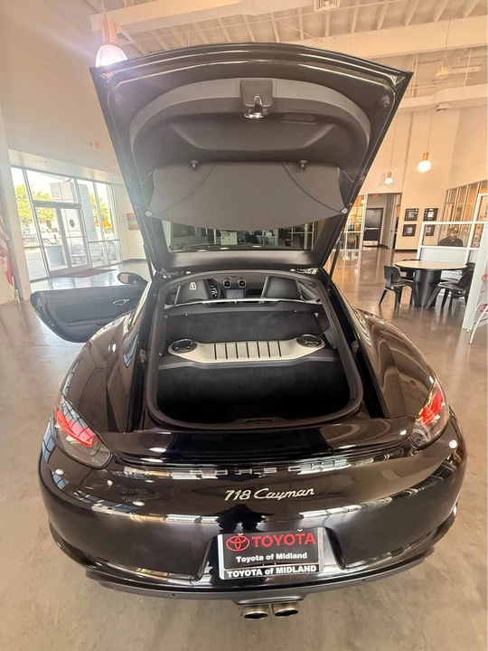 2018 Porsche 718 Cayman - Image 18 of 19