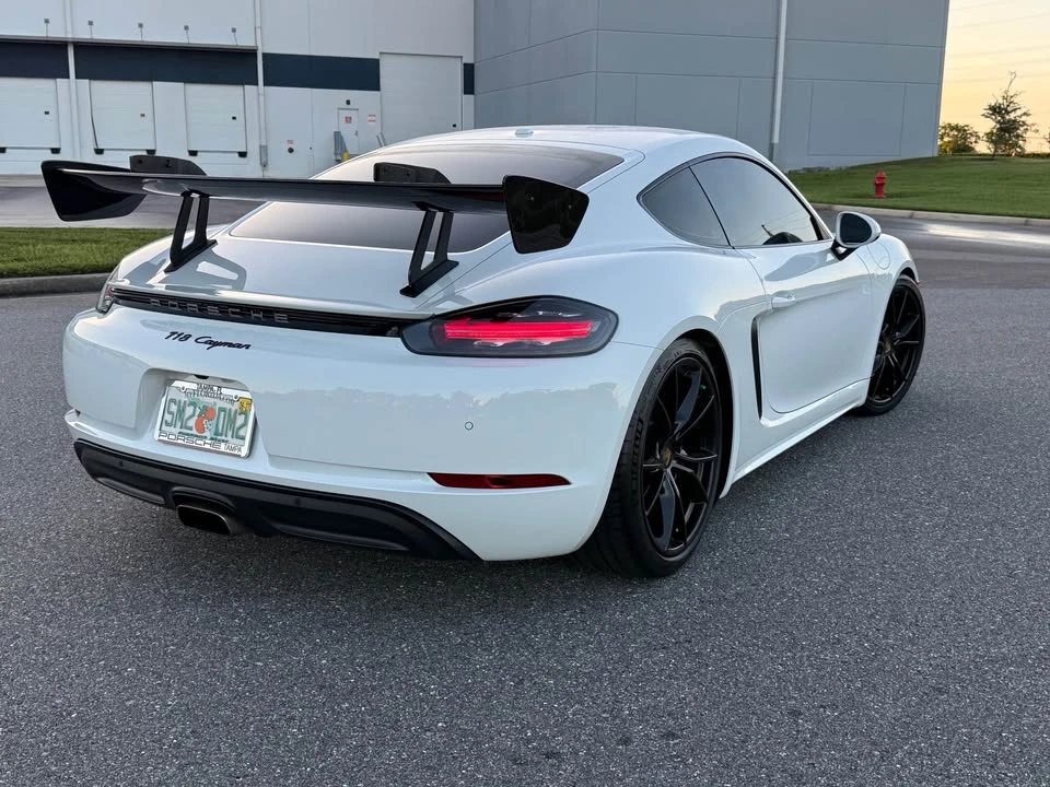 2018 Porsche 718 Cayman - Image 2 of 17