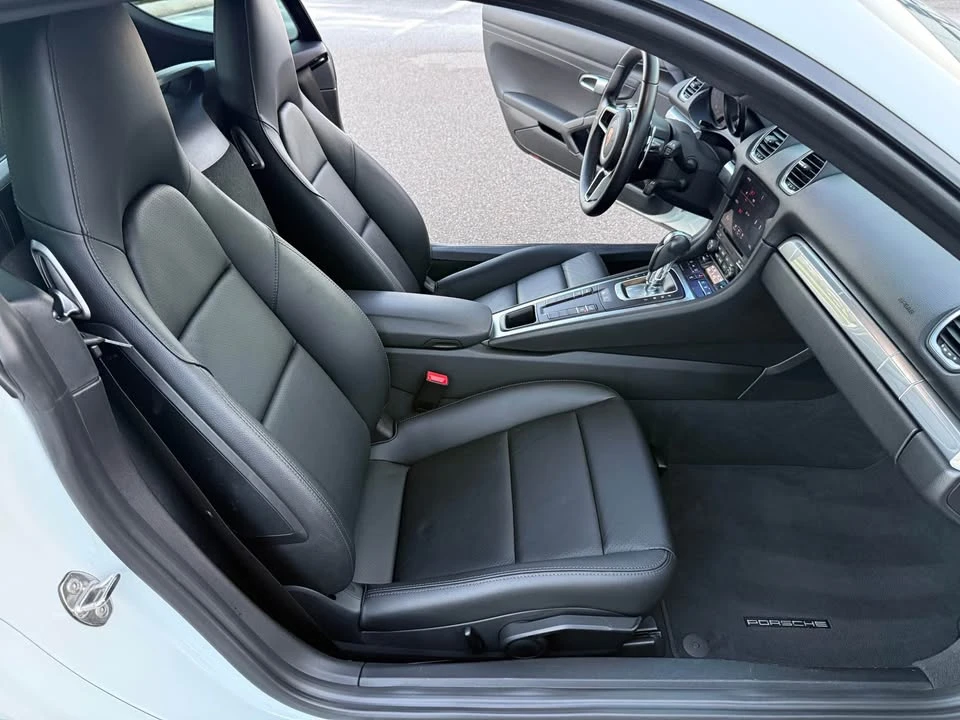 2018 Porsche 718 Cayman - Image 10 of 17