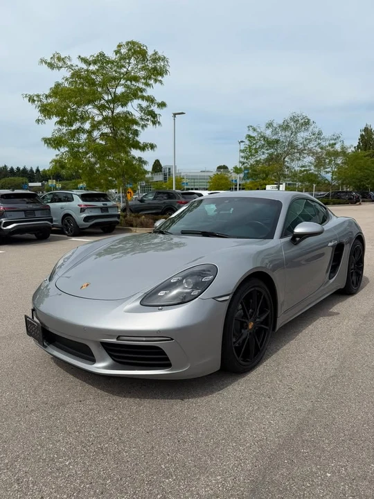 2018 Porsche 718 Cayman - Image 2 of 11