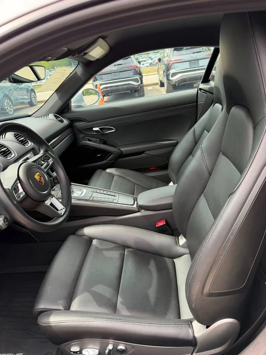 2018 Porsche 718 Cayman - Image 8 of 11