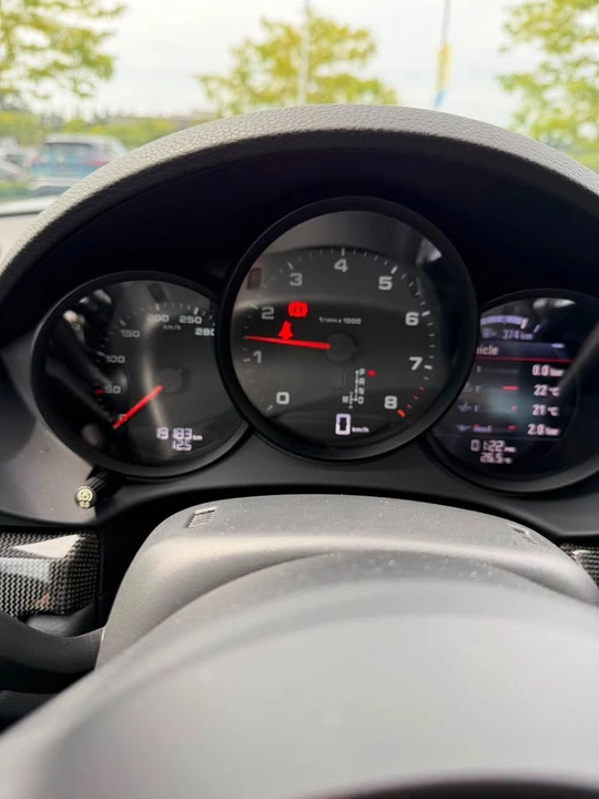 2018 Porsche 718 Cayman - Image 10 of 11