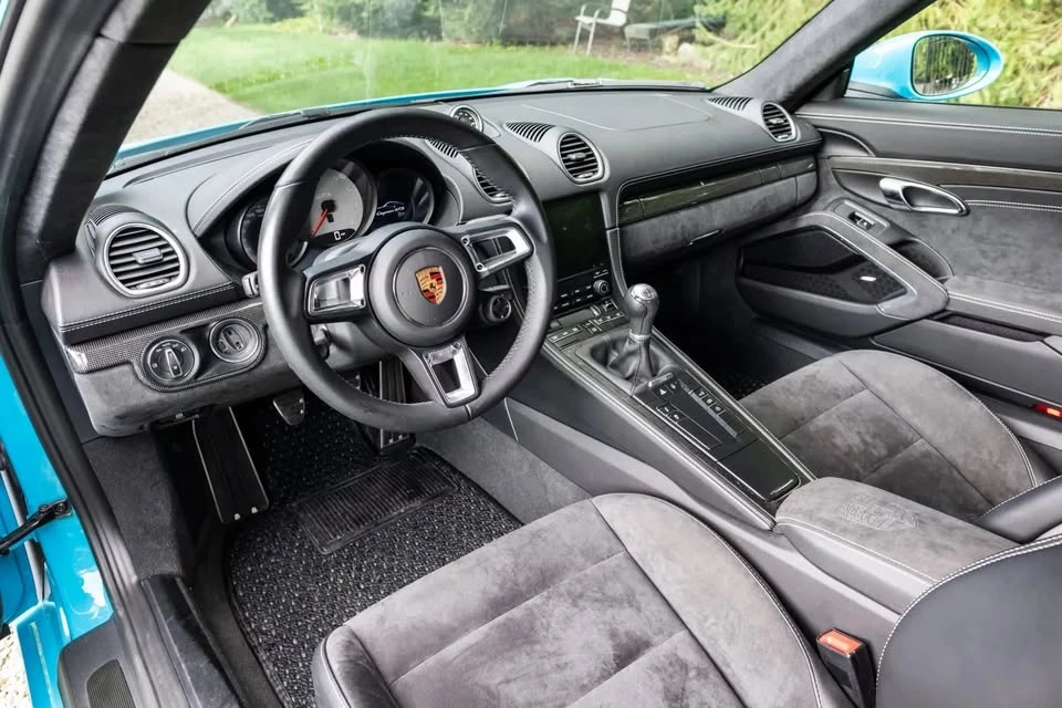 2018 Porsche 718 Cayman GTS - Image 3 of 10