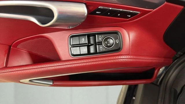 2018 Porsche 718 Cayman GTS - Image 15 of 20