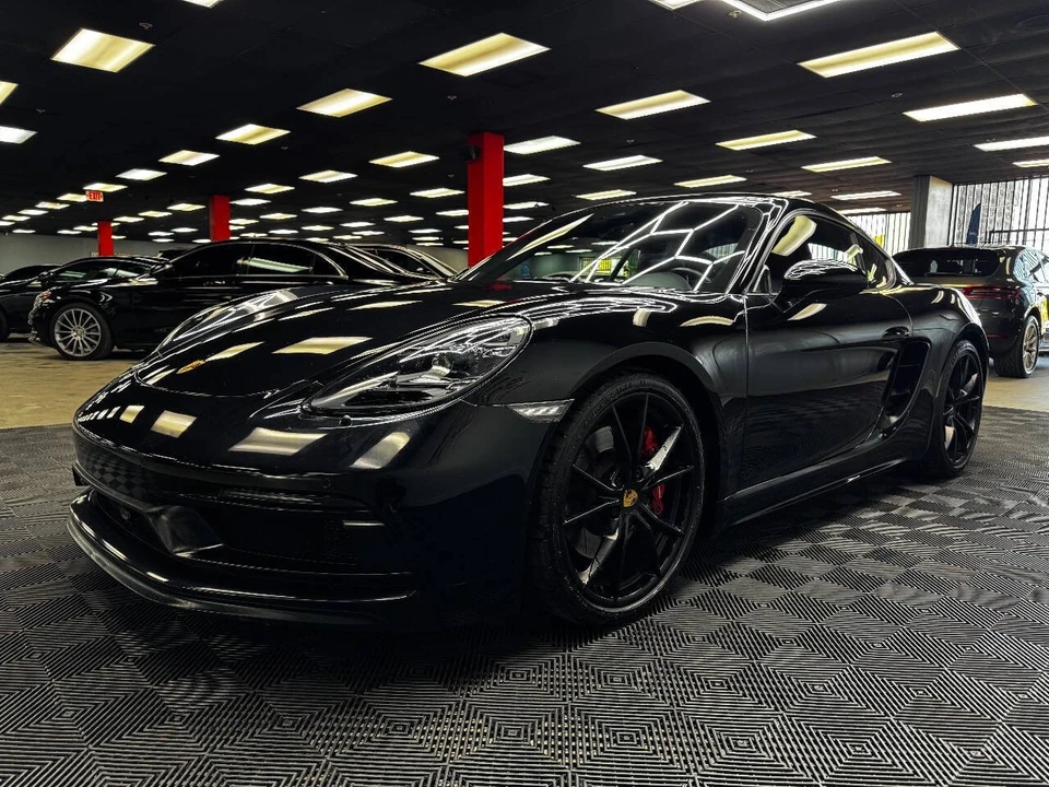 2018 Porsche 718 Cayman GTS - Image 6 of 12