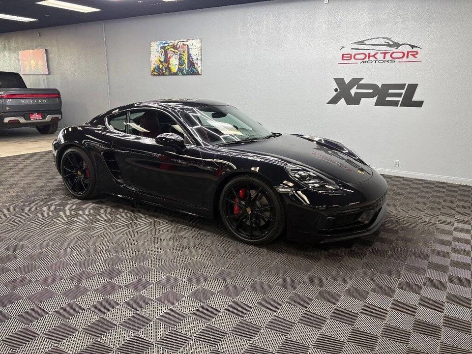 2018 Porsche 718 Cayman GTS - Image 2 of 31